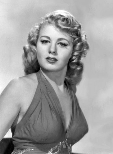 How tall is Shelley Winters?